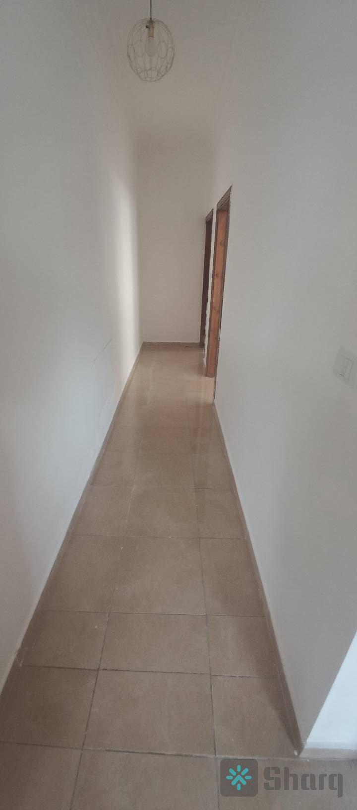 طابق ثالث مع مصعد