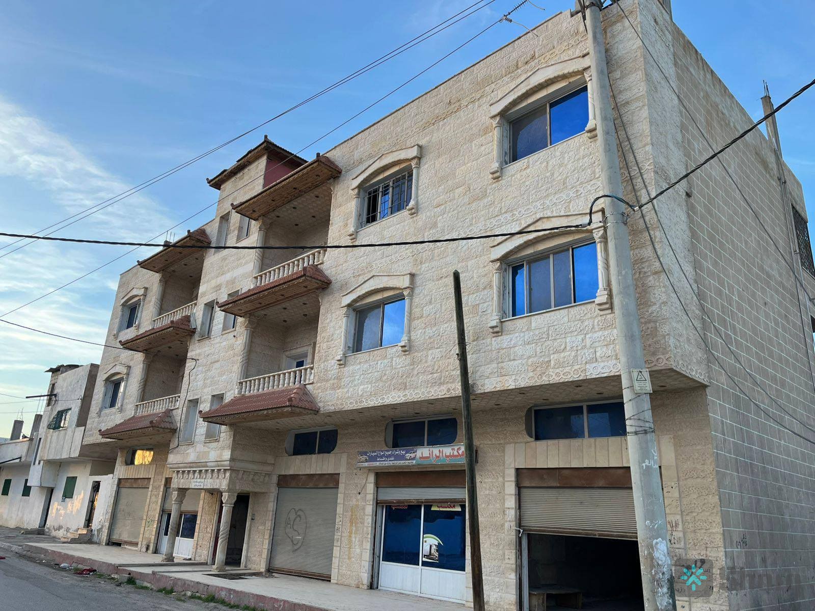 لبيع مستعجل العماره للبيع