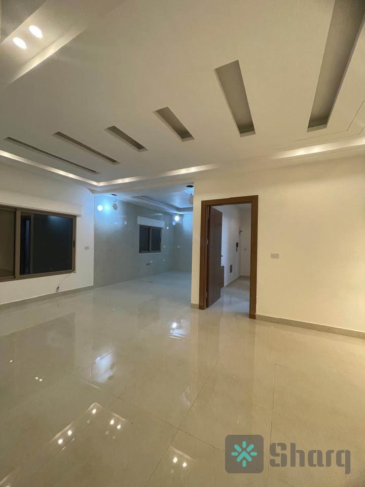 شقه للبيع بأجمل مناطق طريق المطار قرب لمينوس