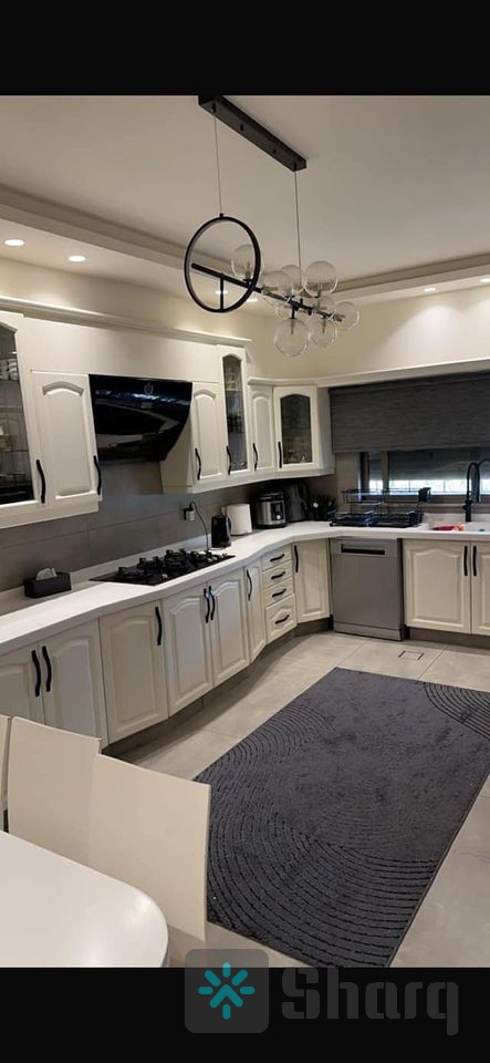 شقة رائعة للبيع في خلدا قرب مدرسة ساندس والمستقلة.