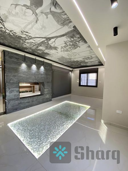 شقه فاخره  للبيع