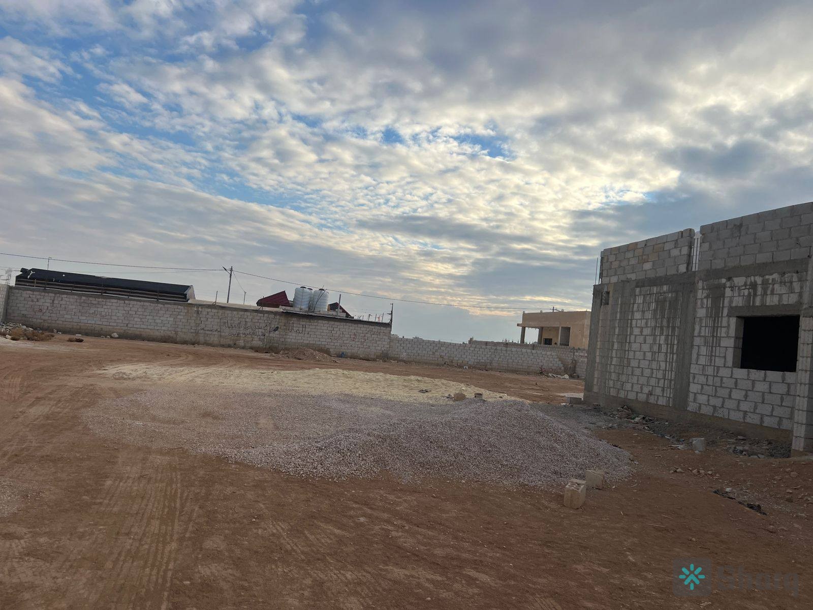 منزل للبيع مسطح البناء 157 متر