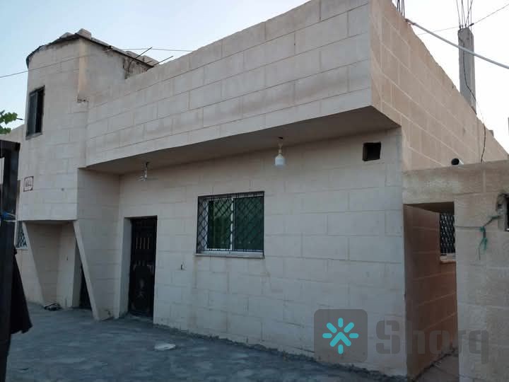 بيت شقتين مستقلات ارضيه #لقطه 10 الف #استغل المفرق الضاحيه الفرصه قريبه من السوق خمس دقائق تنفع استثمار اذا بتاجرها خلال ثلاث سنوات بترجع الى دفعته