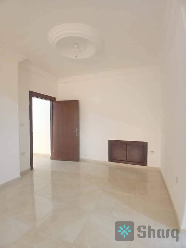 ملك بسعر #لقطه