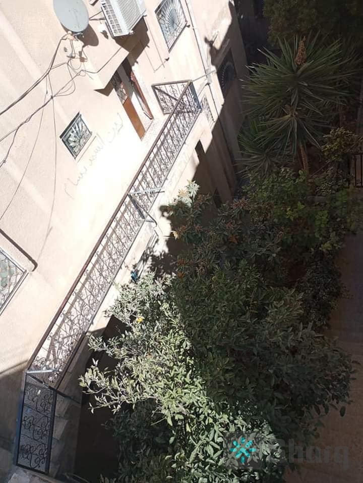 يوجد منزل للبيع