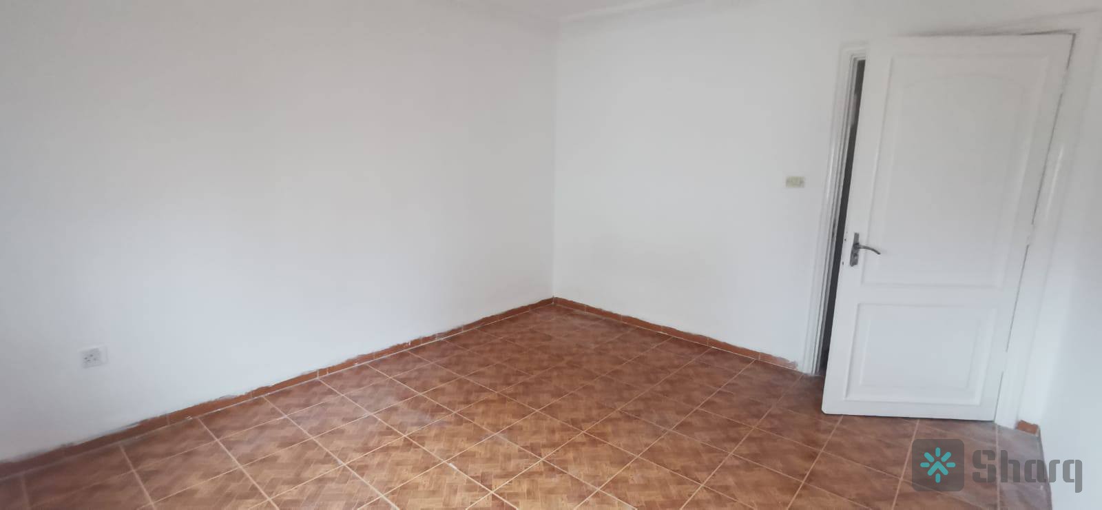 شقة_فاخرة_للبيع_مجددة_بالكامل