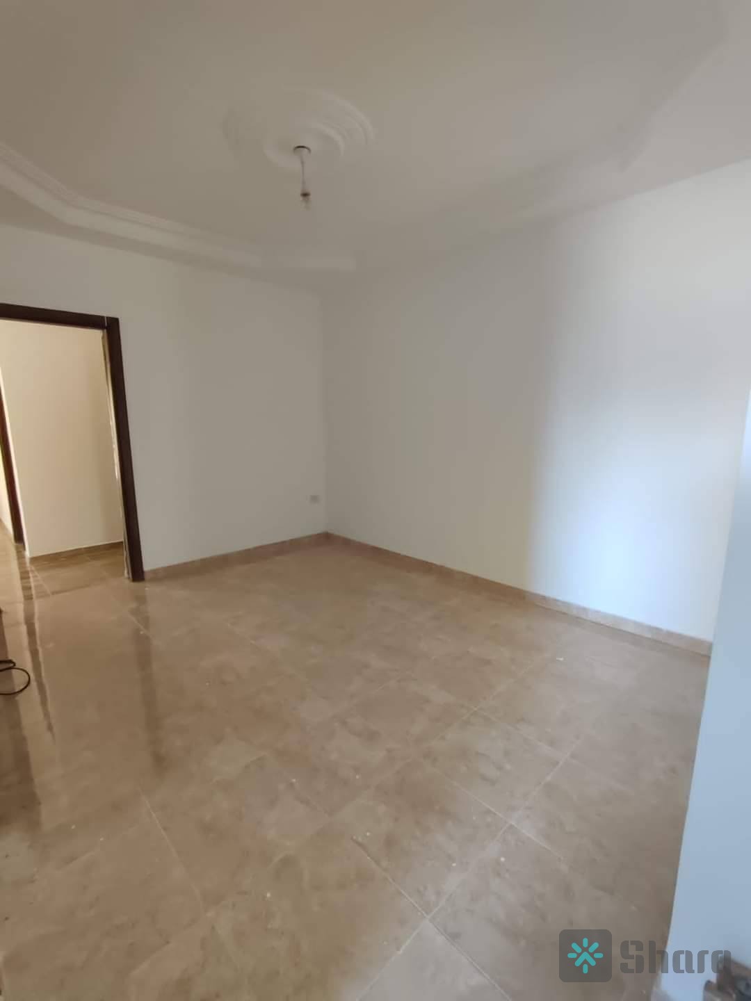 شقه للبيع