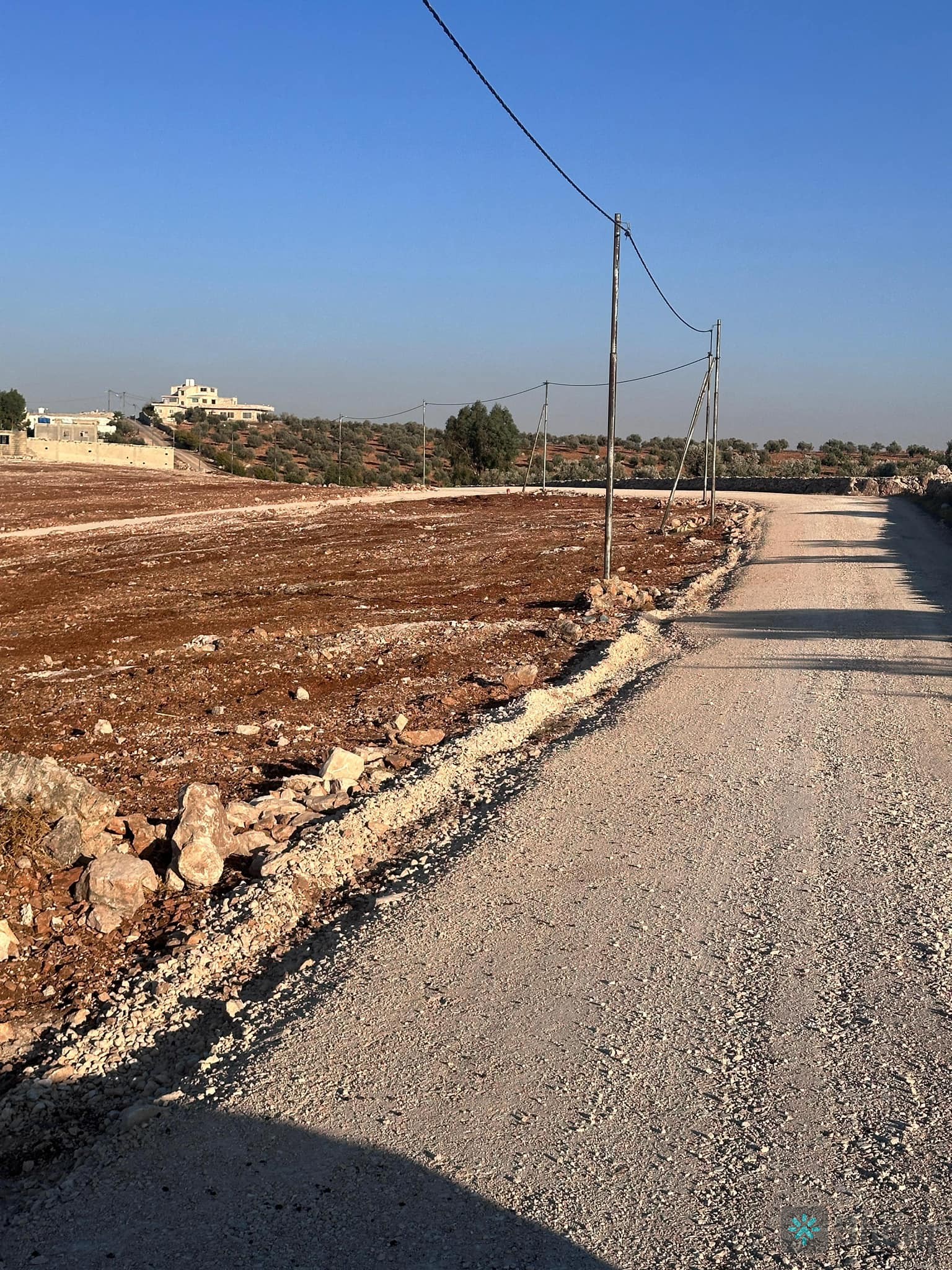 للبيع قطع اراضي مفروزة قوشان مستقل