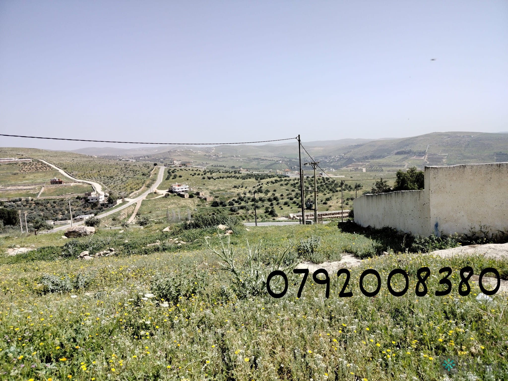 لقطه حرق  بسعر 9 الاف ارض للبيع تصلح للسكن او لمزرعه او لشاليه منطقة عنيبه جرش