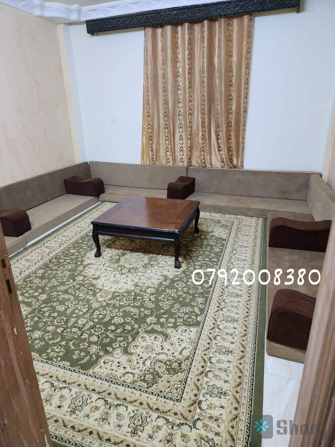 قرب اتستراد جرش الزرقا تبعد نصف ساعه عن عمان