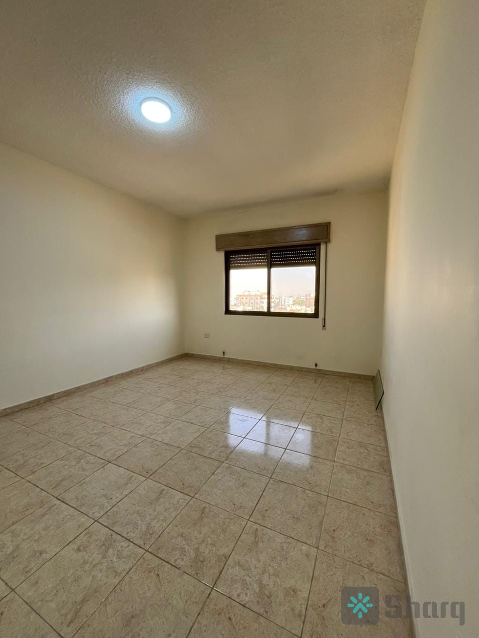شقة مميزة للبيع من المالك مباشرة في طبربور - بالقرب من تايم مول
